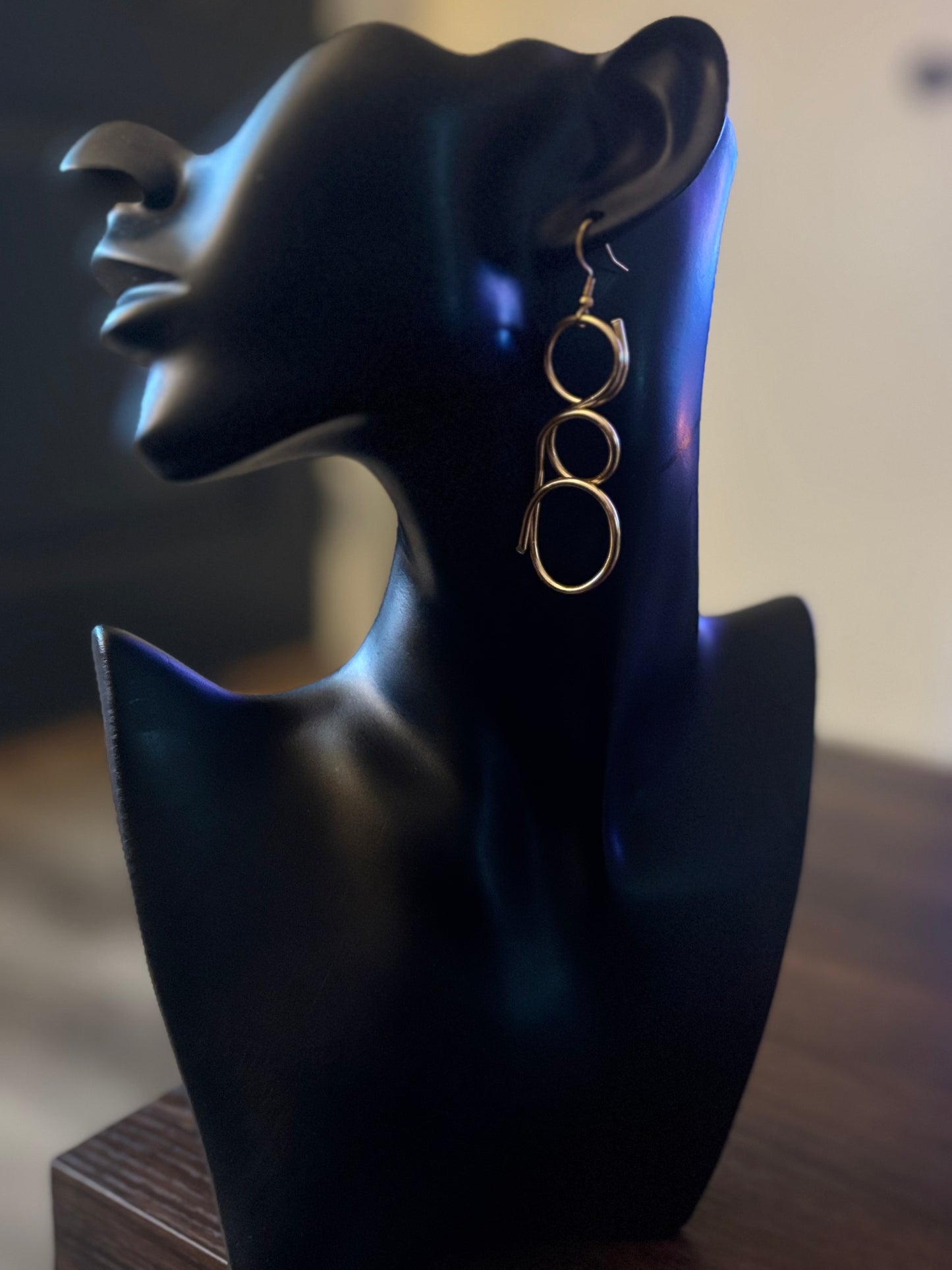 This is for a woman whose elegance is effortless and whose power doesnt need to announce itself. 